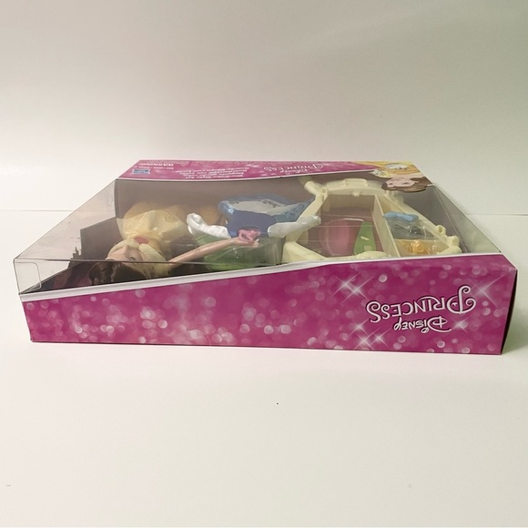 Disney Princess Belles Wardrobe Style Set Beauty and the Beast - Picture 15 of 16